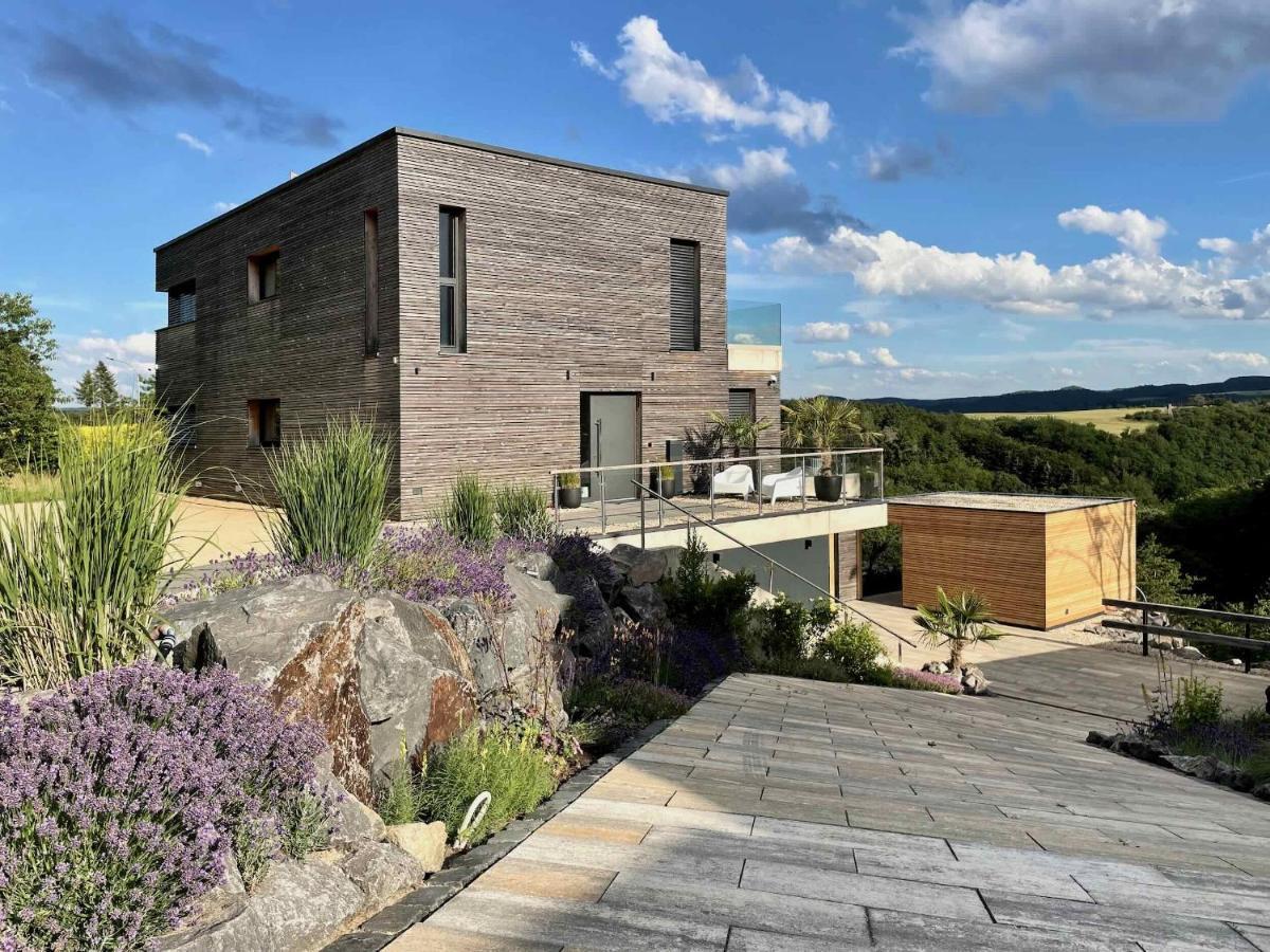 Luxapart Eifel Mit Privater Sauna Harscheid Bagian luar foto
