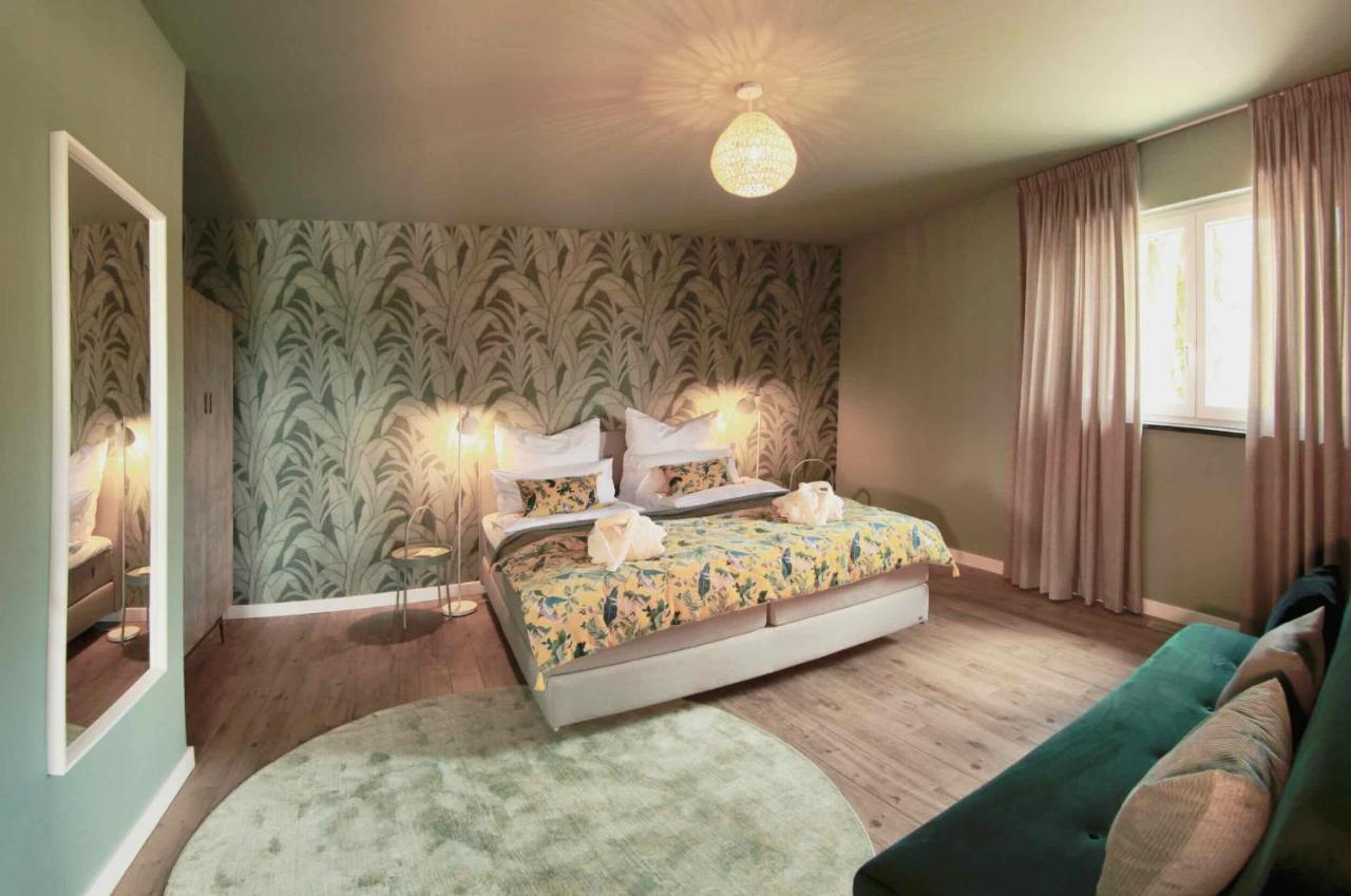 Luxapart Eifel Mit Privater Sauna Harscheid Bagian luar foto