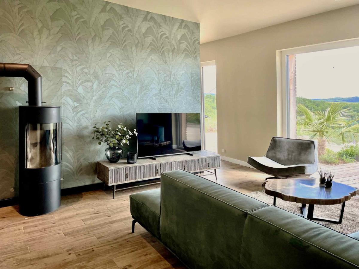 Luxapart Eifel Mit Privater Sauna Harscheid Bagian luar foto