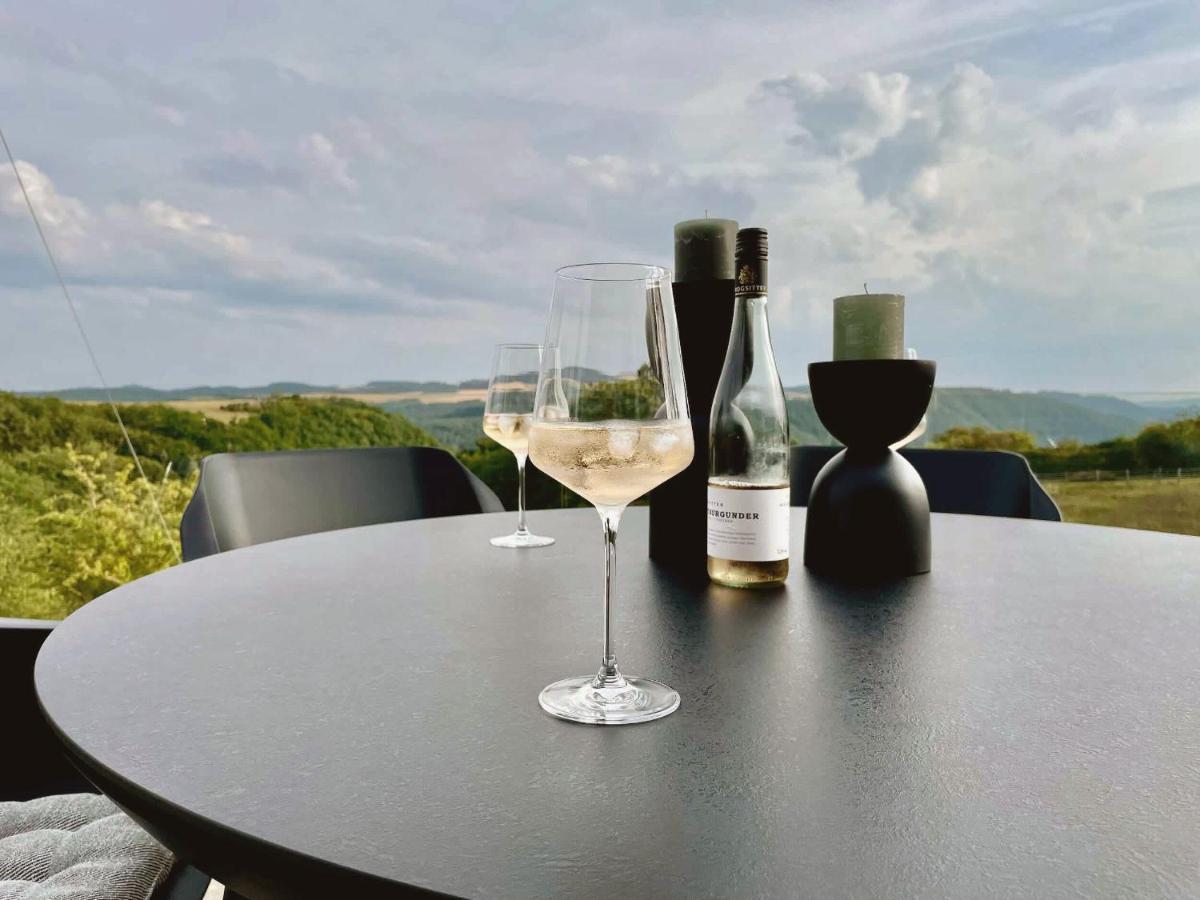 Luxapart Eifel Mit Privater Sauna Harscheid Bagian luar foto